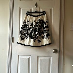 Ann Taylor loft linen skirt with polyester lining.